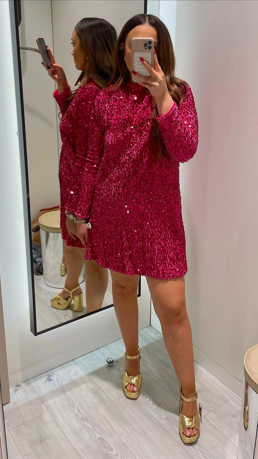 BONNIE™ -  Elegant Sequin Dress with Fitted Round Neck & Long Sleeves